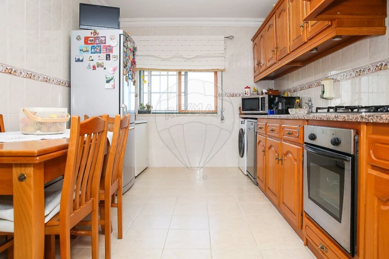 Apartamento T2 para Venda em Aveiras de Baixo Foto 6