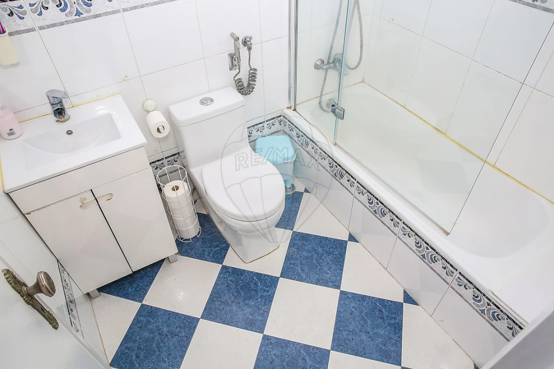 Apartamento T2 para Venda em Póvoa de Santa Iria e Forte da Casa Foto 23