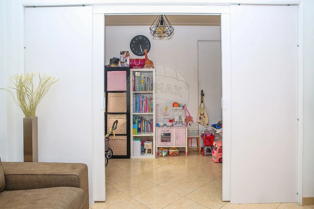 Apartamento T2 para Venda em Póvoa de Santa Iria e Forte da Casa Foto 15
