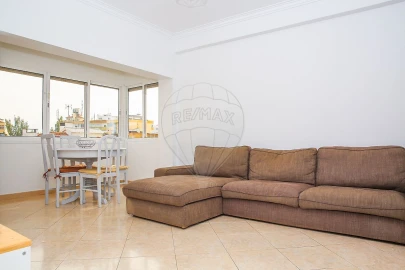 Apartamento T2 para Venda em Póvoa de Santa Iria e Forte da Casa