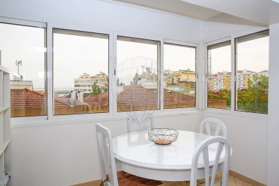 Apartamento T2 para Venda em Póvoa de Santa Iria e Forte da Casa