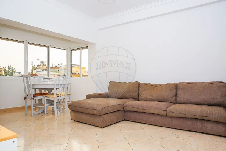 Apartamento T2 para Venda em Póvoa de Santa Iria e Forte da Casa Foto 11