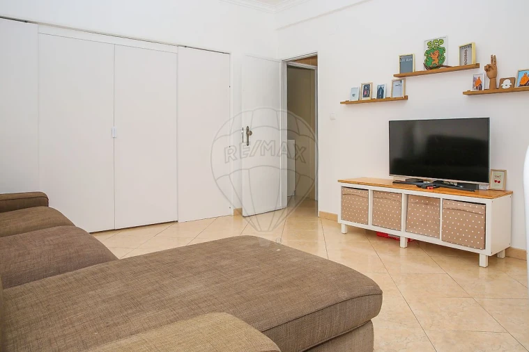 Apartamento T2 para Venda em Póvoa de Santa Iria e Forte da Casa Foto 8
