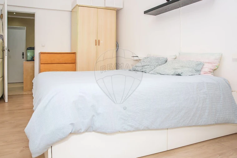 Apartamento T2 para Venda em Póvoa de Santa Iria e Forte da Casa Foto 18