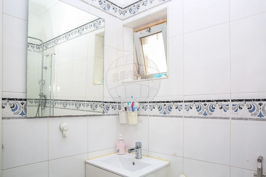 Apartamento T2 para Venda em Póvoa de Santa Iria e Forte da Casa Foto 24