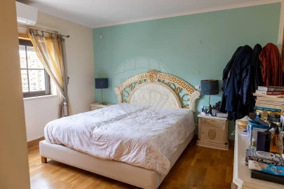 Moradia T3 para Venda em Carcavelos e Parede