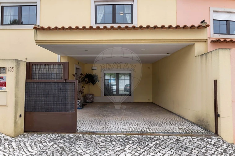 Moradia T3 para Venda em Carcavelos e Parede Foto 36