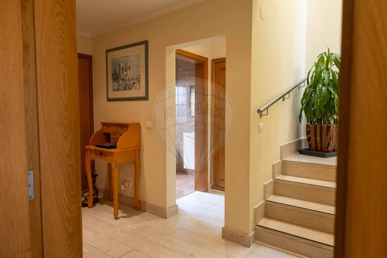Moradia T3 para Venda em Carcavelos e Parede Foto 10