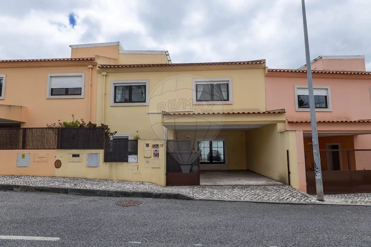 Moradia T3 para Venda em Carcavelos e Parede Foto 37