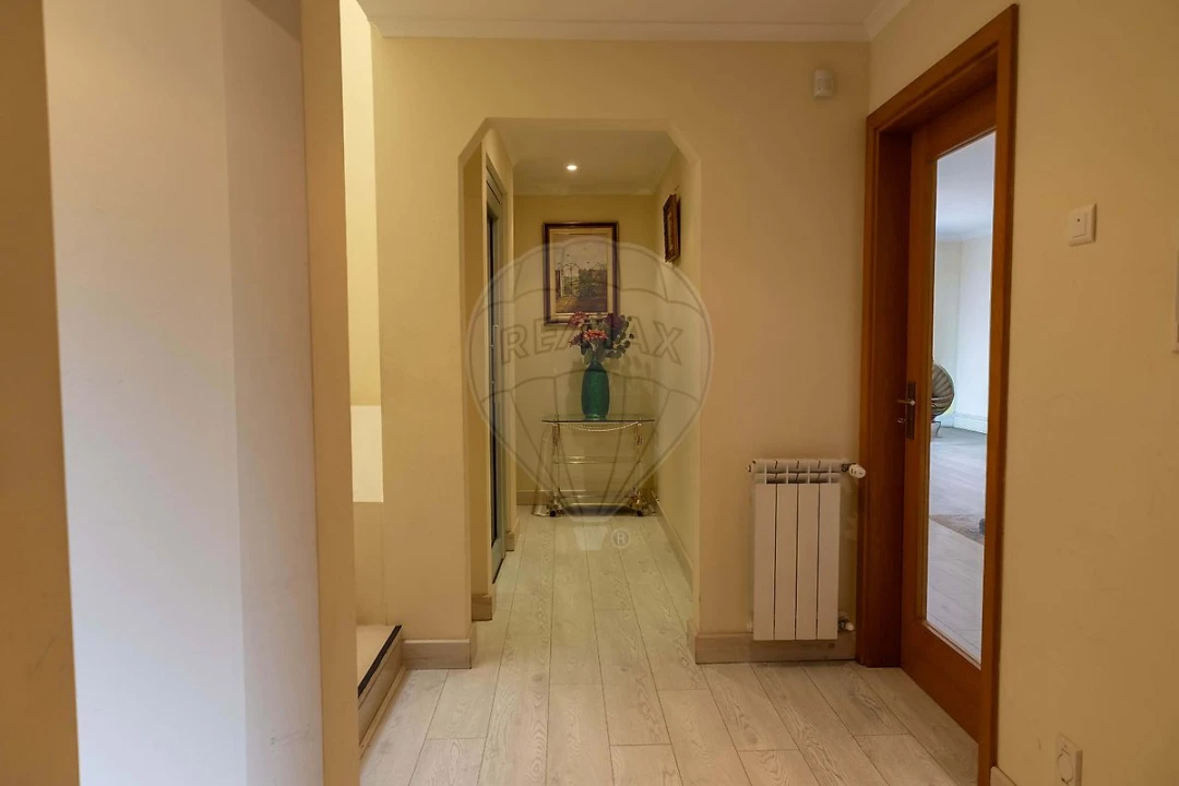 Moradia T3 para Venda em Carcavelos e Parede Foto 5