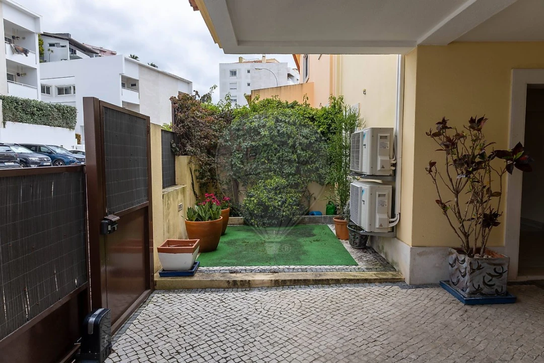 Moradia T3 para Venda em Carcavelos e Parede Foto 38