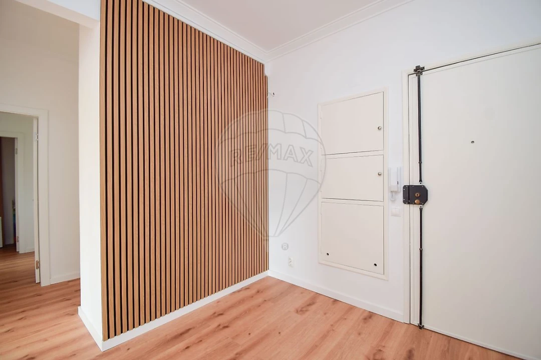 Apartamento T2 para Arrendamento em Agualva e Mira-Sintra Foto 10