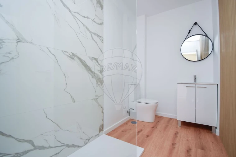Apartamento T2 para Arrendamento em Agualva e Mira-Sintra Foto 11