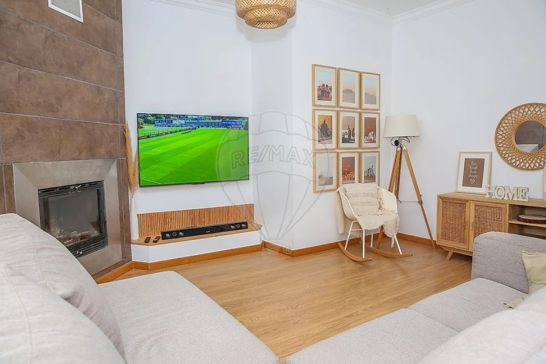 Apartamento T3 para Venda em Alverca do Ribatejo e Sobralinho Foto 7