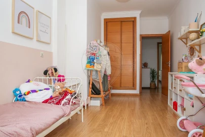 Apartamento T3 para Venda em Alverca do Ribatejo e Sobralinho