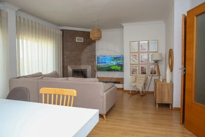 Apartamento T3 para Venda em Alverca do Ribatejo e Sobralinho