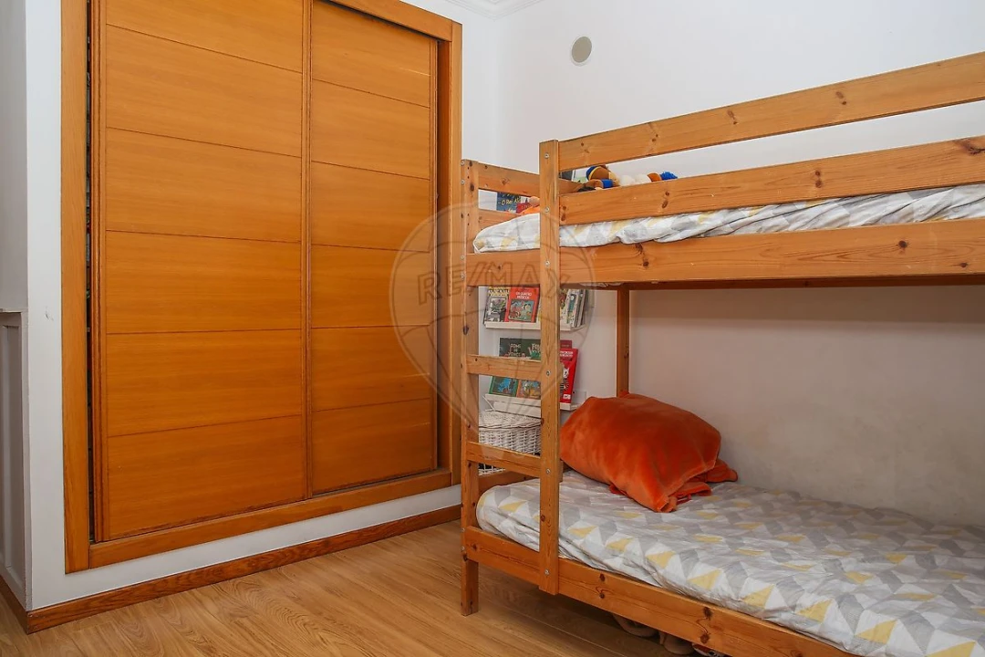 Apartamento T3 para Venda em Alverca do Ribatejo e Sobralinho Foto 9