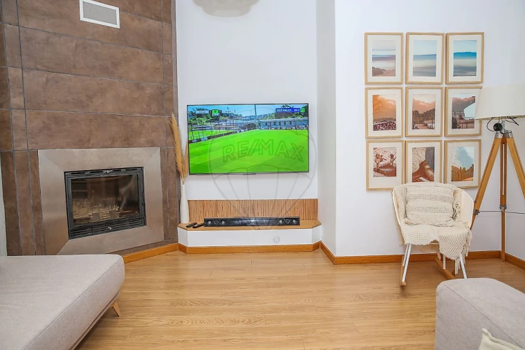 Apartamento T3 para Venda em Alverca do Ribatejo e Sobralinho Foto 4