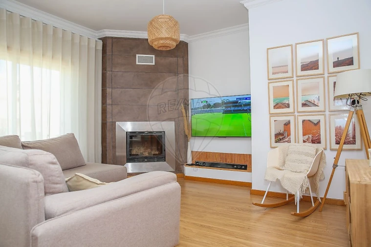 Apartamento T3 para Venda em Alverca do Ribatejo e Sobralinho Foto 5