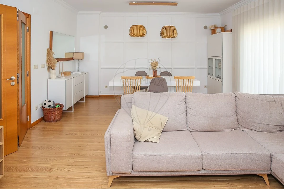 Apartamento T3 para Venda em Alverca do Ribatejo e Sobralinho Foto 14