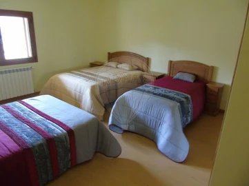 Moradia T4 para Venda em Tinhela e Alvarelhos