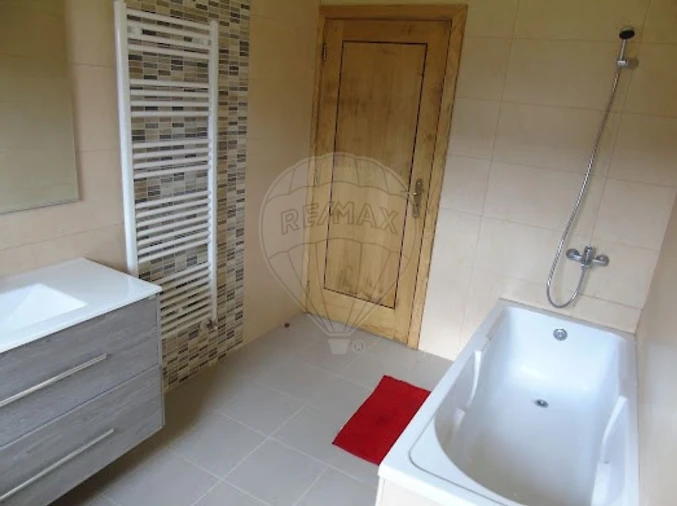 Moradia T4 para Venda em Tinhela e Alvarelhos Foto 18