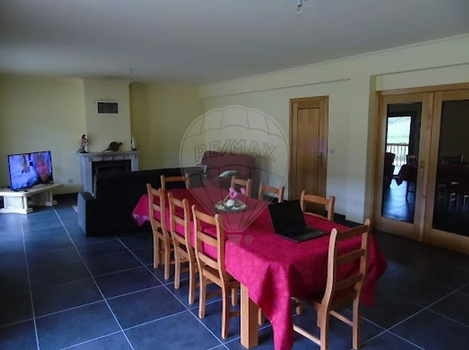 Moradia T4 para Venda em Tinhela e Alvarelhos Foto 13