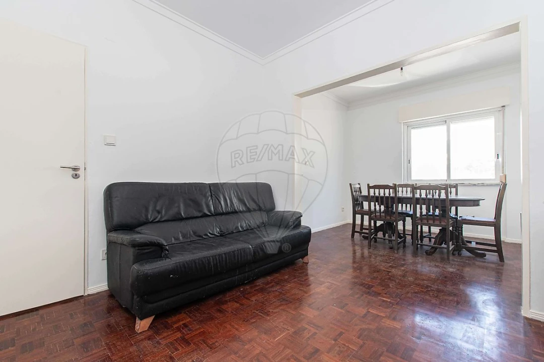 Apartamento T2 para Venda em Cacém e São Marcos Foto 15