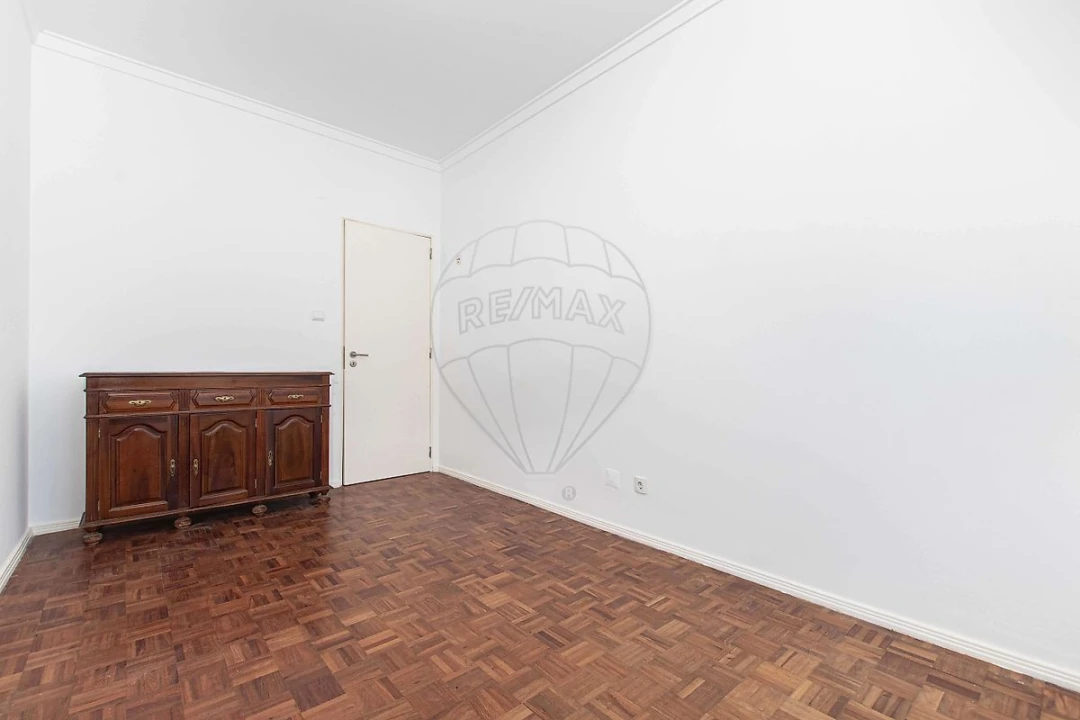 Apartamento T2 para Venda em Cacém e São Marcos Foto 4