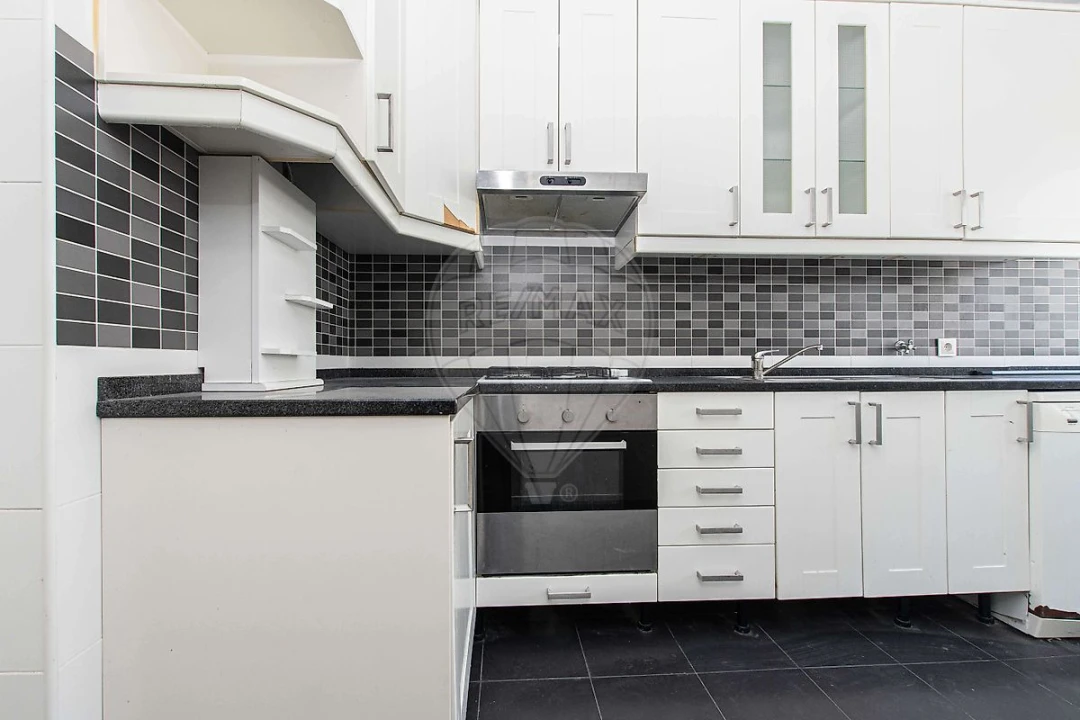 Apartamento T2 para Venda em Cacém e São Marcos Foto 23