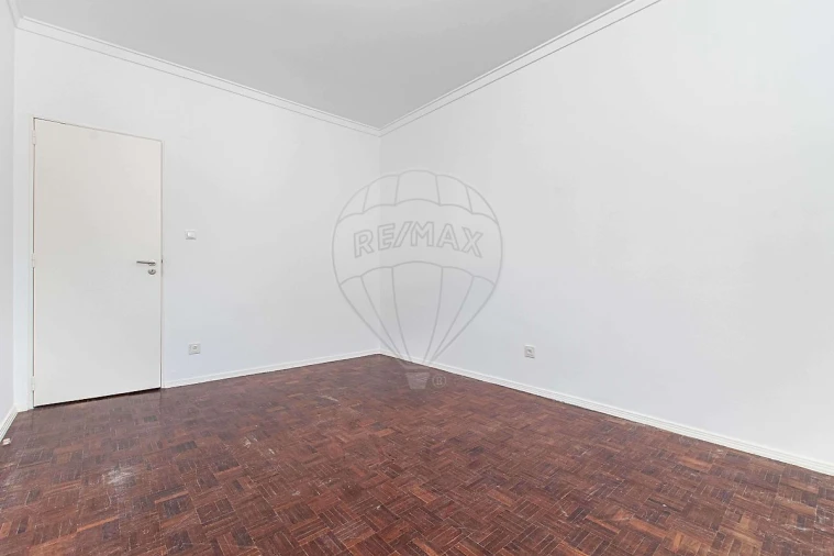 Apartamento T2 para Venda em Cacém e São Marcos Foto 8