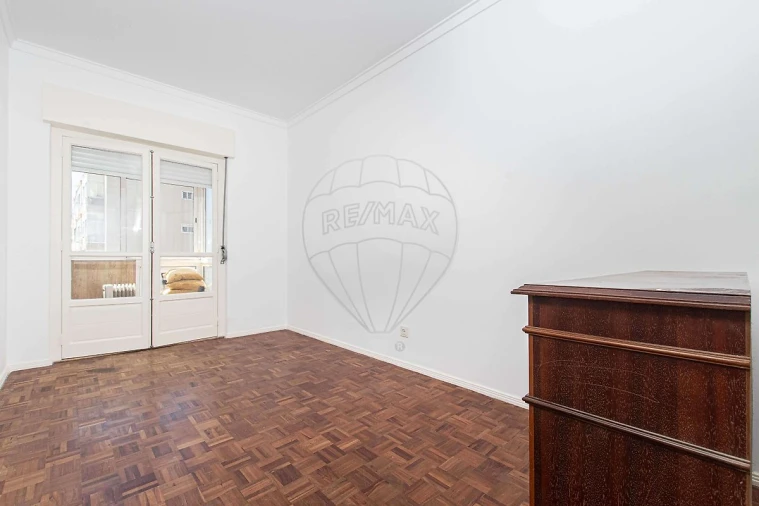 Apartamento T2 para Venda em Cacém e São Marcos Foto 3