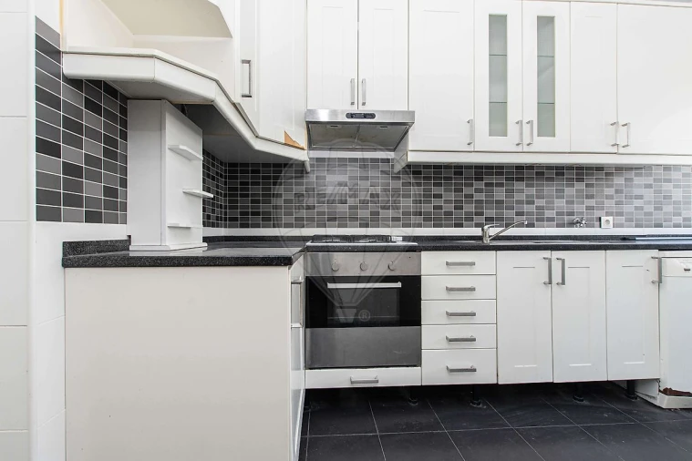 Apartamento T2 para Venda em Cacém e São Marcos Foto 23