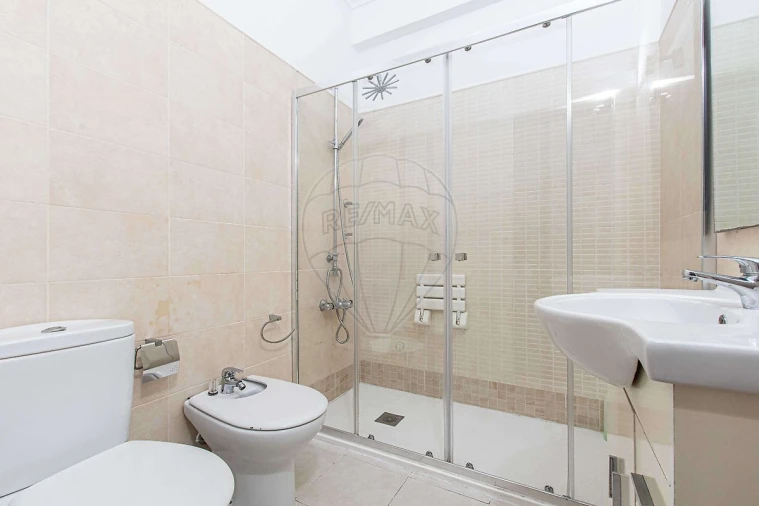 Apartamento T2 para Venda em Cacém e São Marcos Foto 12