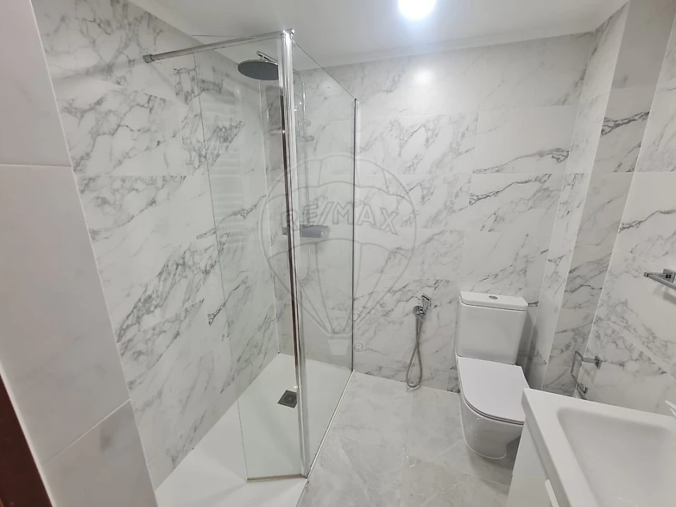 Apartamento T3 para Arrendamento em Póvoa de Santa Iria e Forte da Casa Foto 11