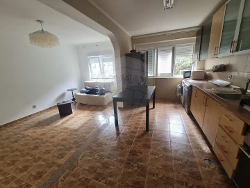 Apartamento T3 para Arrendamento em Póvoa de Santa Iria e Forte da Casa