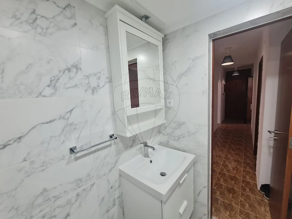 Apartamento T3 para Arrendamento em Póvoa de Santa Iria e Forte da Casa Foto 12