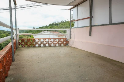 Moradia T2 para Venda em Arranho