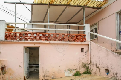 Moradia T2 para Venda em Arranho