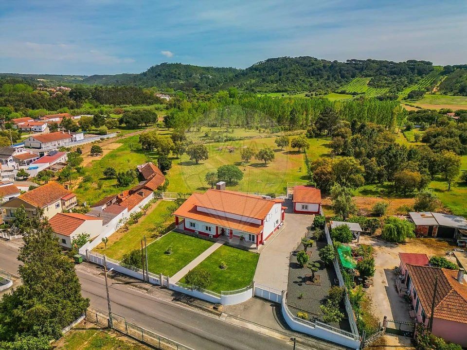 Moradia T3 para Venda em Rio Maior Foto 4