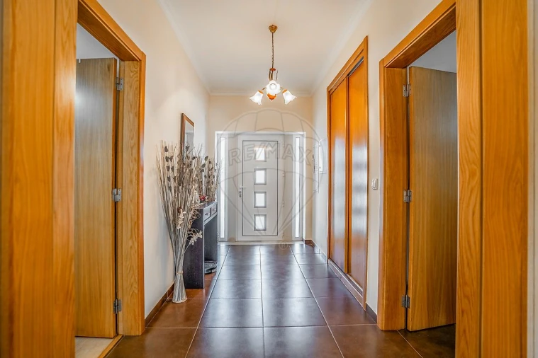 Moradia T3 para Venda em Rio Maior Foto 11