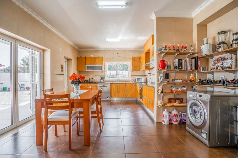 Moradia T3 para Venda em Rio Maior Foto 26