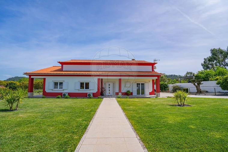 Moradia T3 para Venda em Rio Maior Foto 49