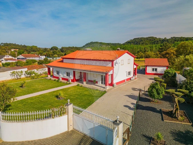 Moradia T3 para Venda em Rio Maior Foto 7