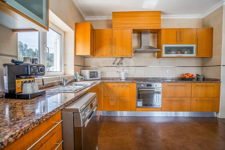 Moradia T3 para Venda em Rio Maior Foto 24