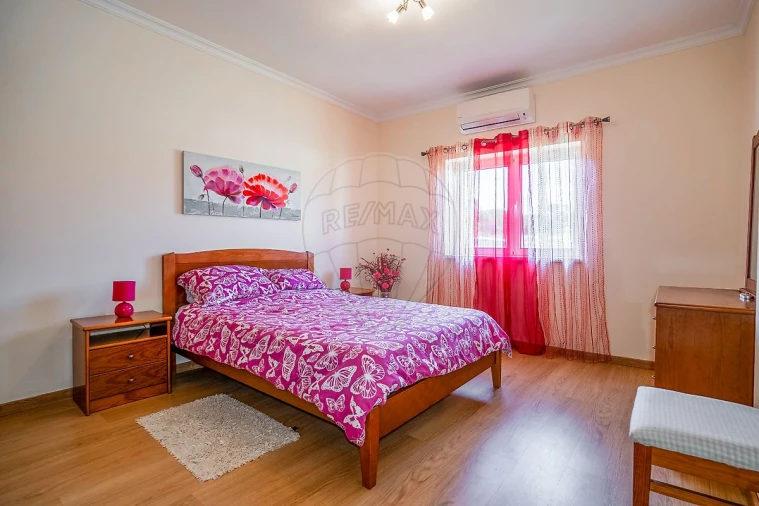 Moradia T3 para Venda em Rio Maior Foto 16