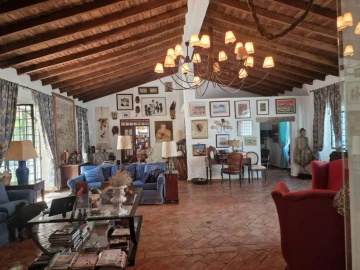 Quinta T4 para Venda em São Brás de Alportel