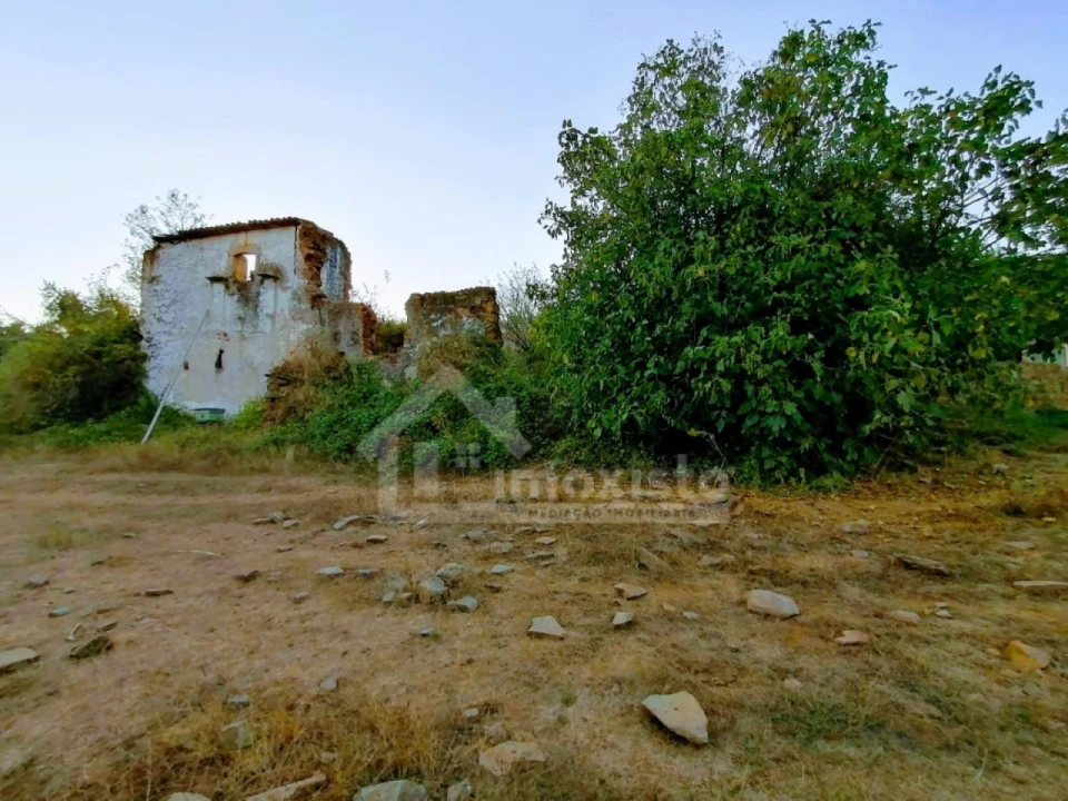 Moradia T1 para Venda em Pedrogão Grande Foto 2