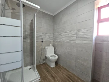 Quinta T4 para Venda em Santa Catarina da Fonte do Bispo