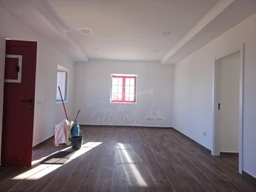 Quinta T4 para Venda em Santa Catarina da Fonte do Bispo